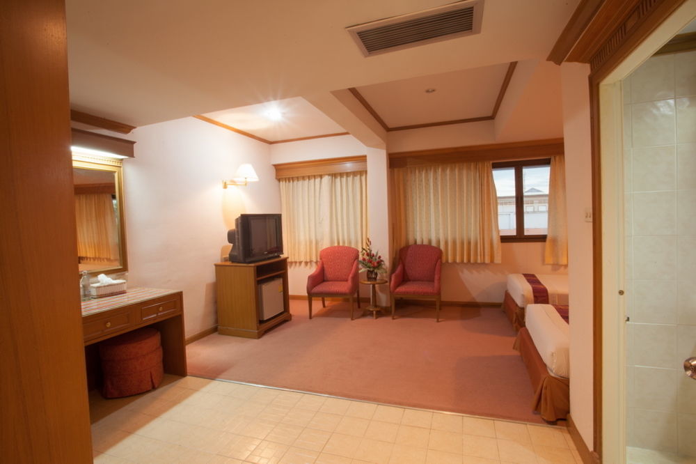Imperial Sakon Hotel Sakon Nakhon Exterior foto